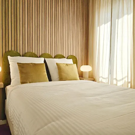 Apartman Ardoines - Duke Housing *