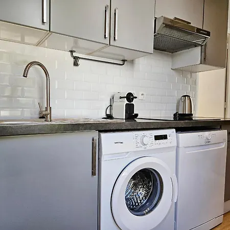 Ardoines - Duke Housing Apartman