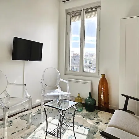 Apartman Ardoines - Duke Housing