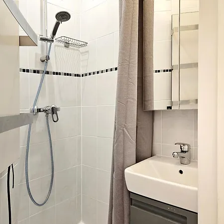 Apartman Ardoines - Duke Housing